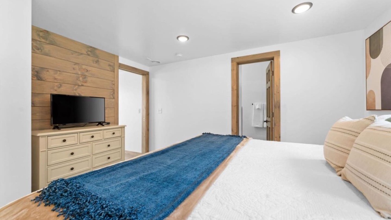Photo of Bedroom in Jasper
