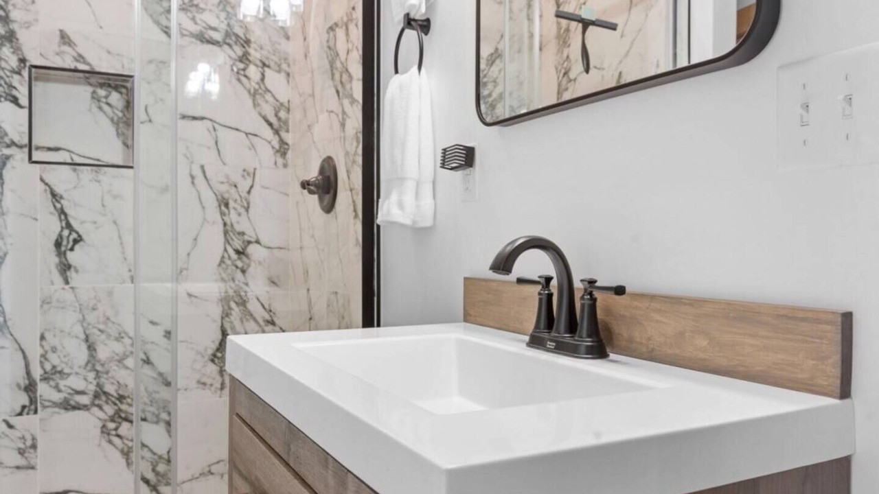 Photo of Bathroom in Jasper