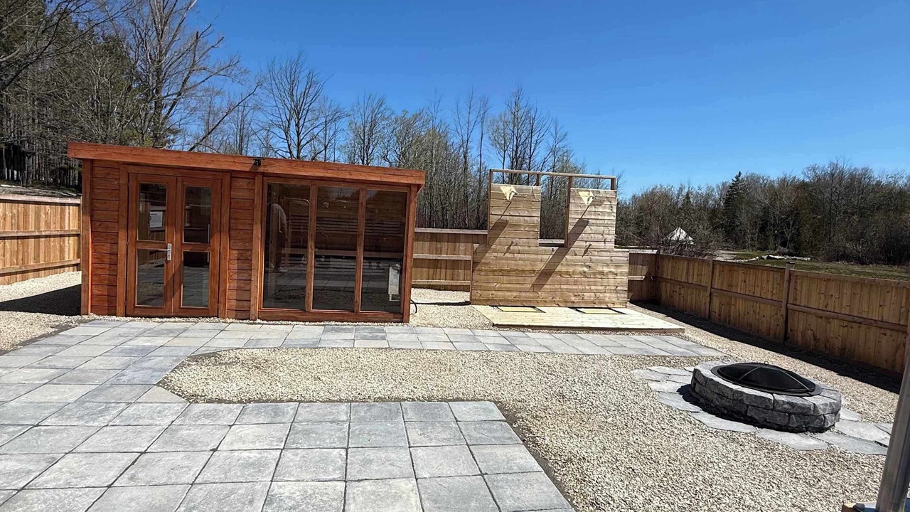 Photo of Patio Balcony in Miller Lake