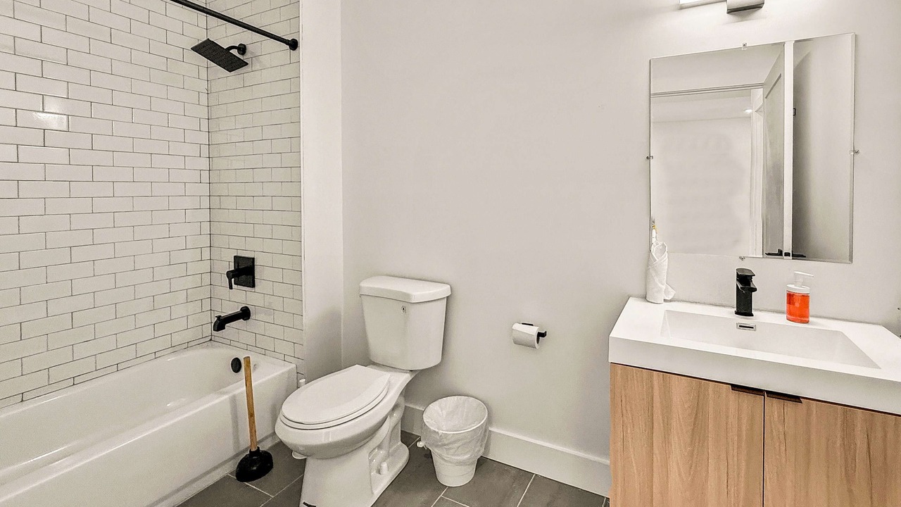 Photo of Bathroom in Olde Richmond