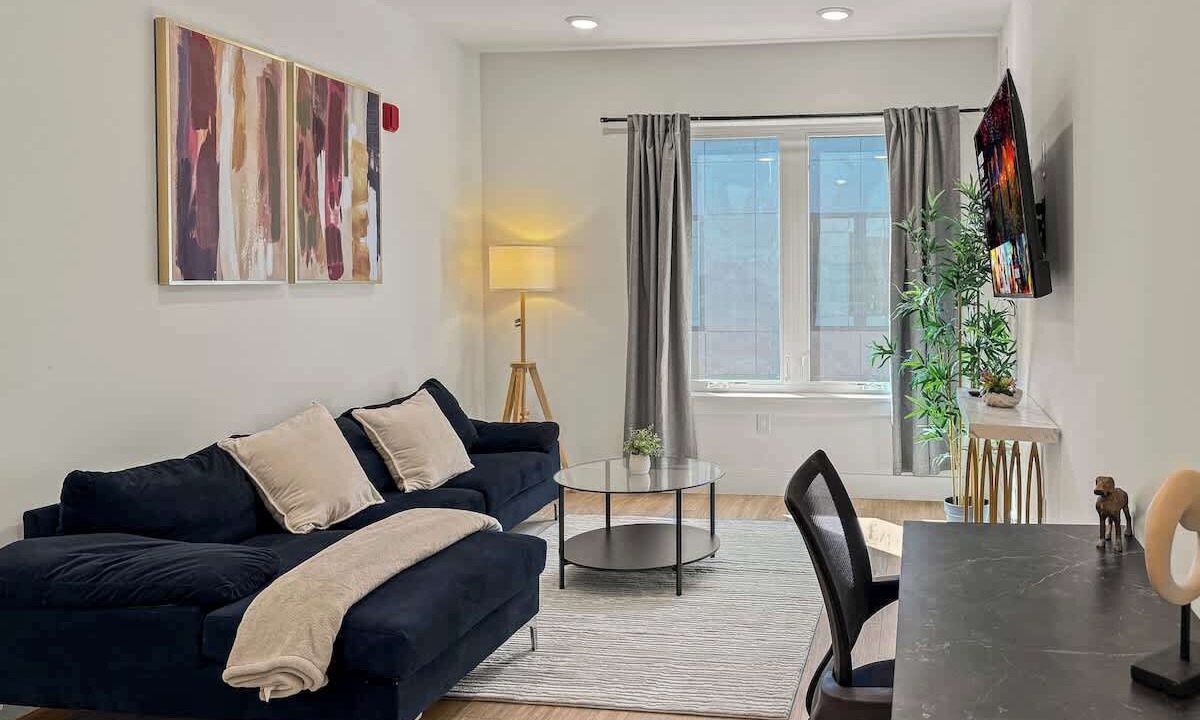 Photo of Livingroom in Olde Richmond