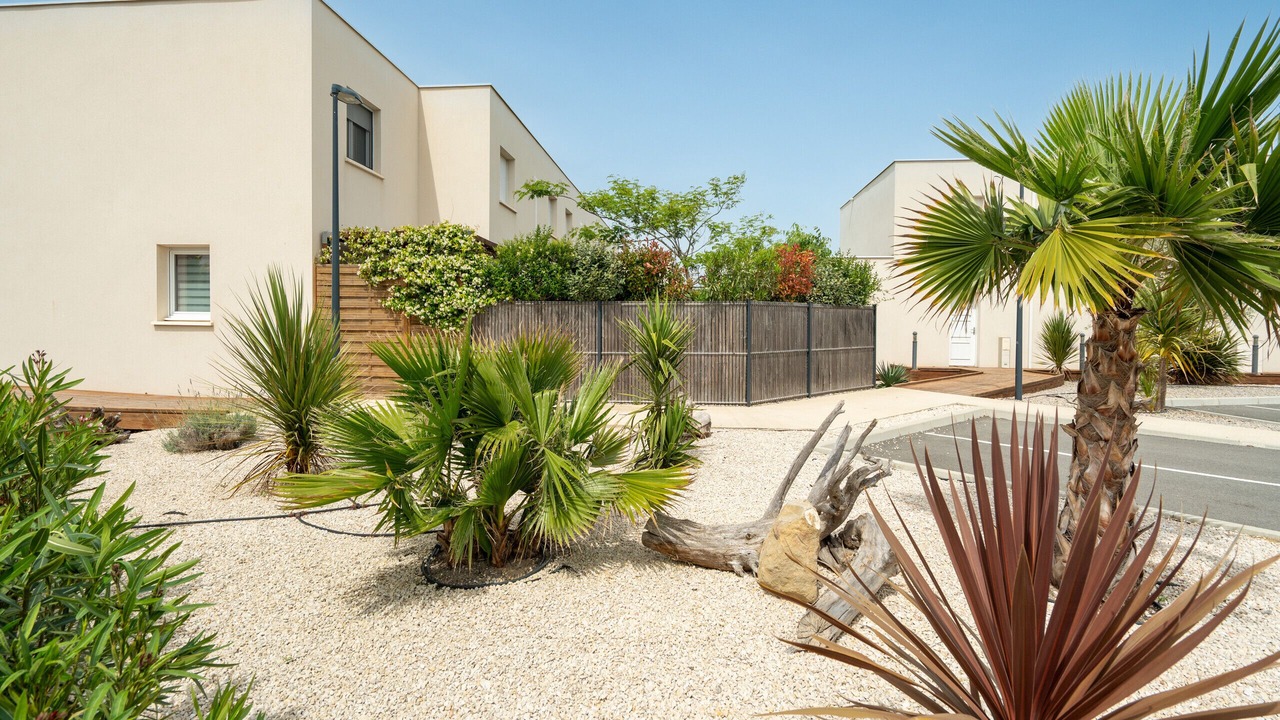 Photo of Outdoor in Serignan