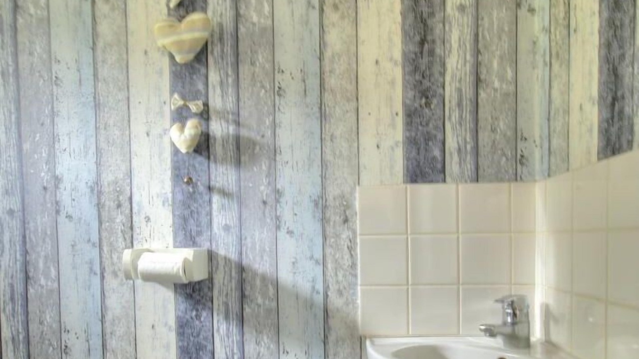 Photo of Bathroom in Fleurie