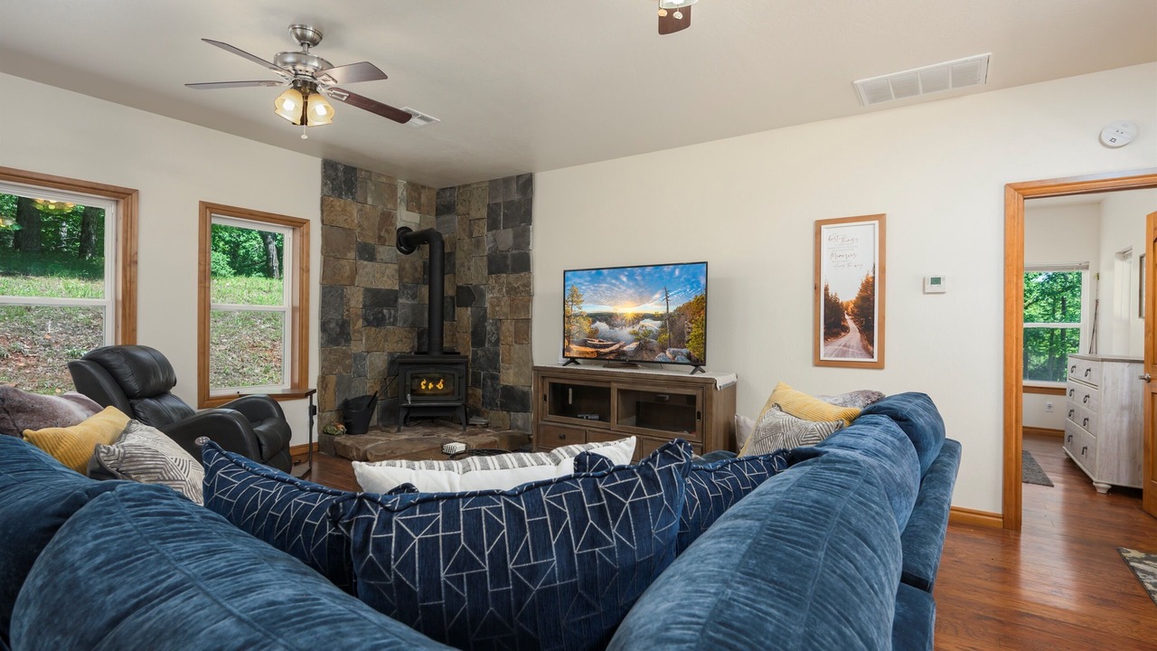 Photo of Livingroom in Nashoba