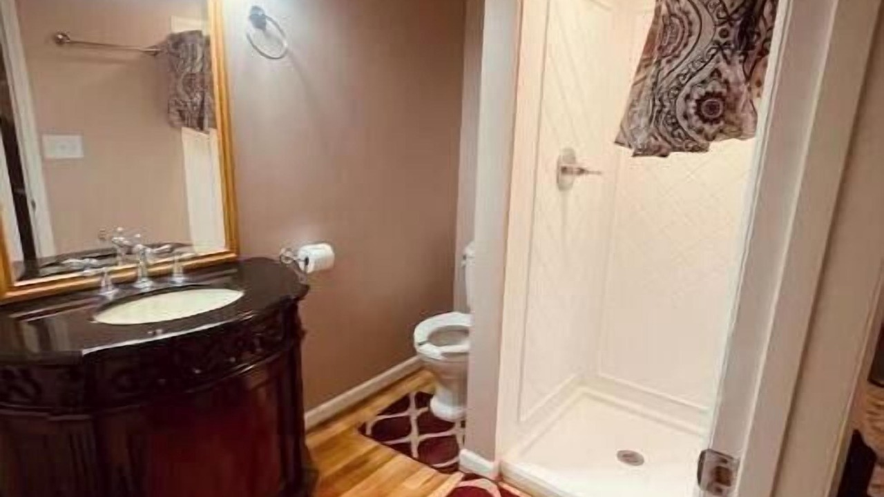 Photo of Bathroom in North Garden
