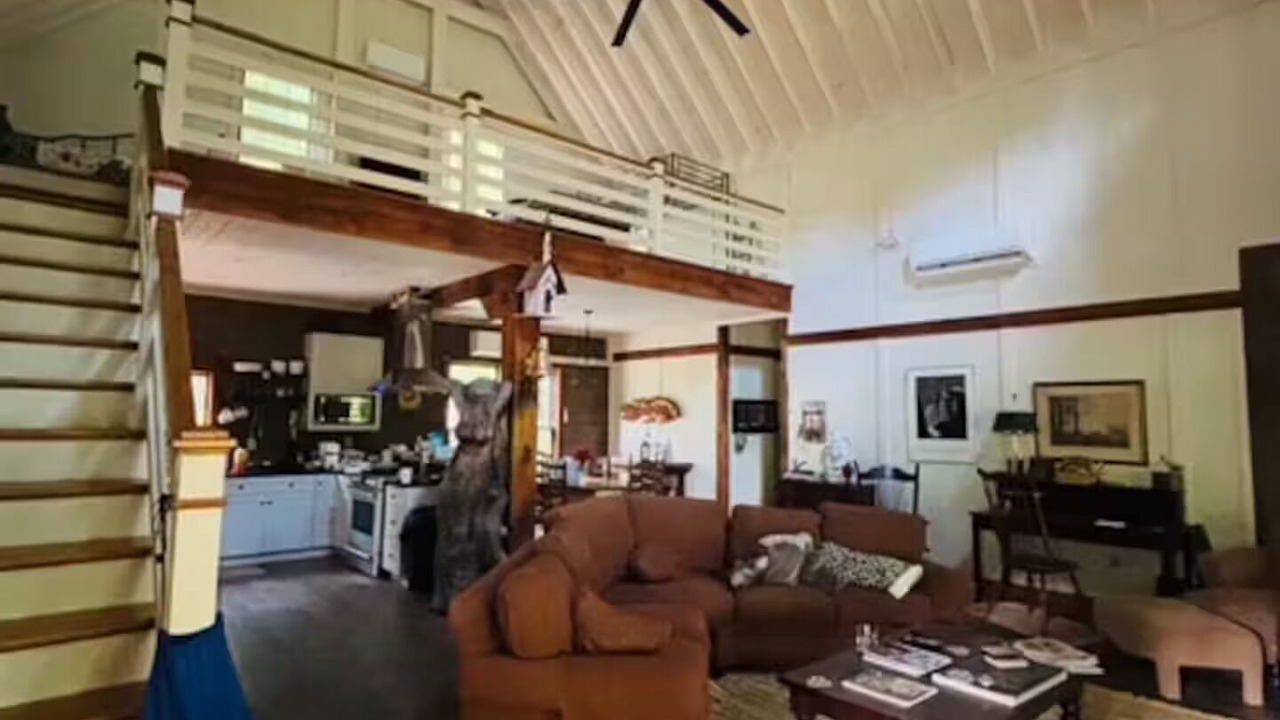 Photo of Livingroom in Lynn