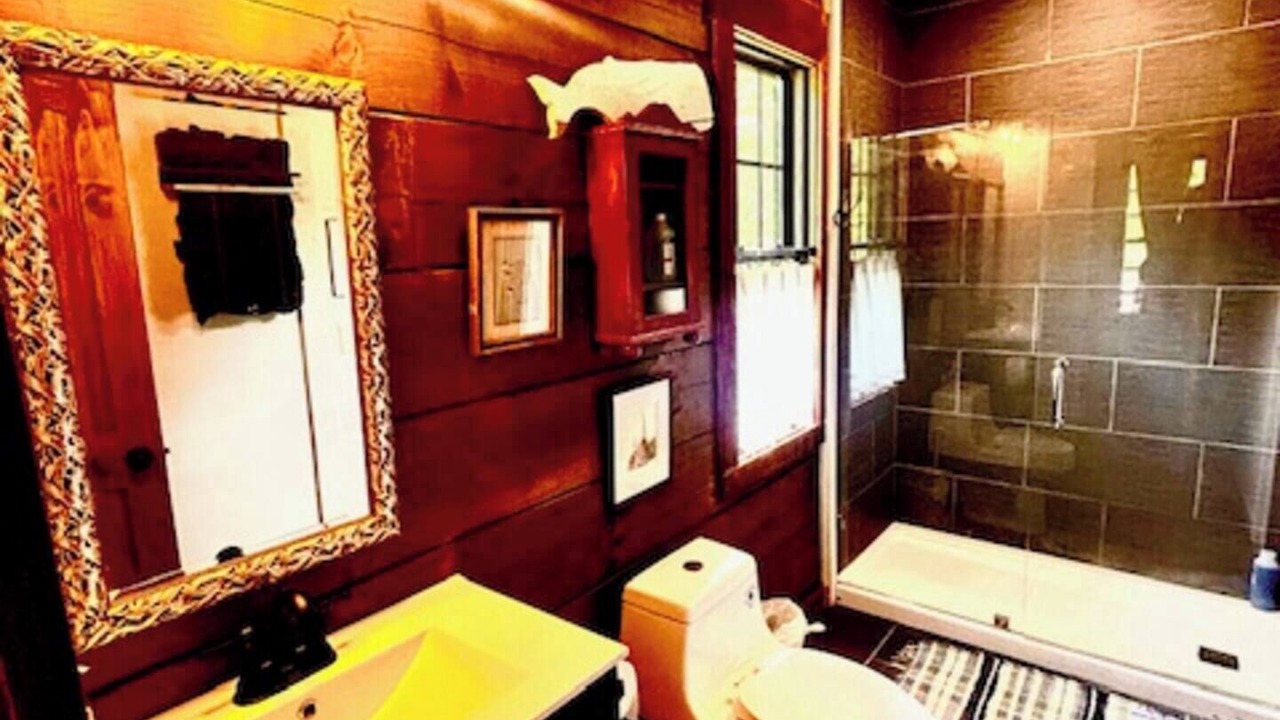Photo of Bathroom in Lynn