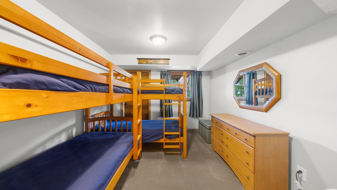 Photo of Bedroom in Flowery Branch