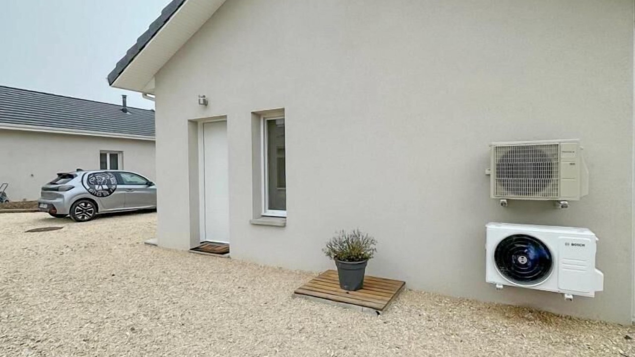 Photo of Outdoor in Saint-Pierre-de-Curtille