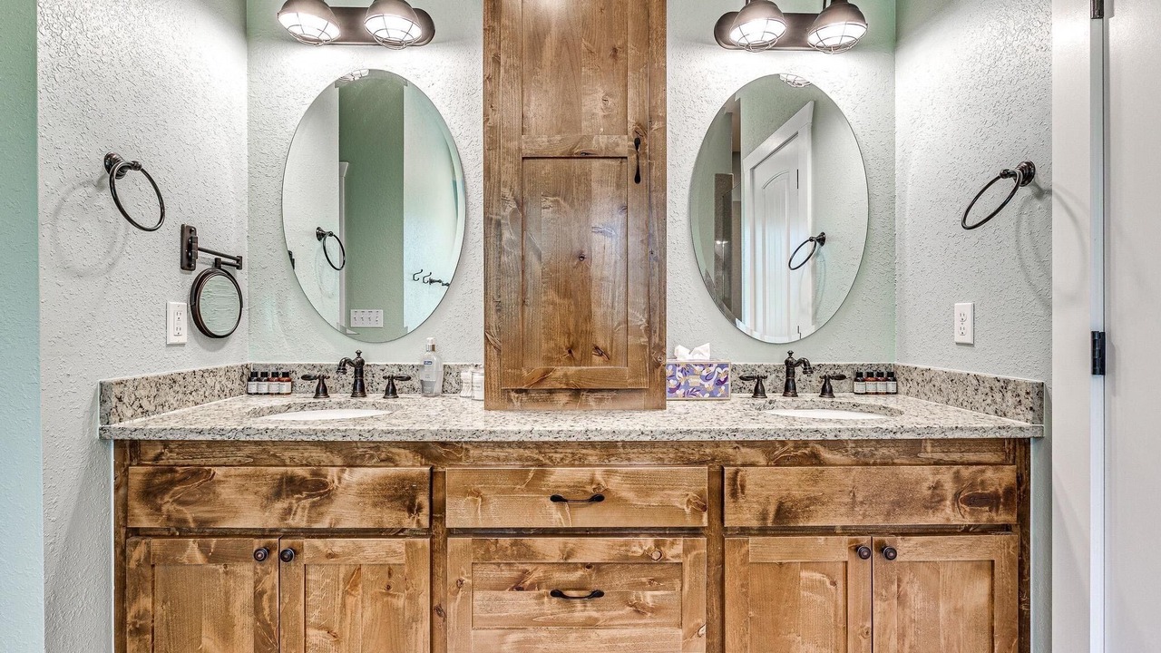 Photo of Bathroom in Eufaula