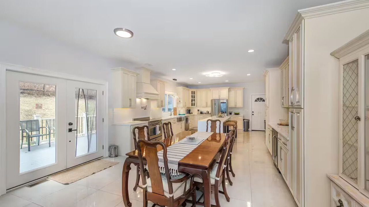 Photo of Others in Wantage