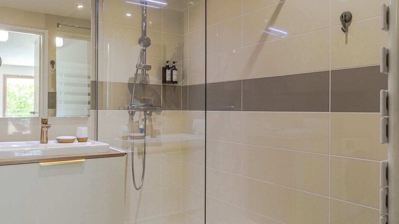 Photo of Bathroom in Saint-Jorioz