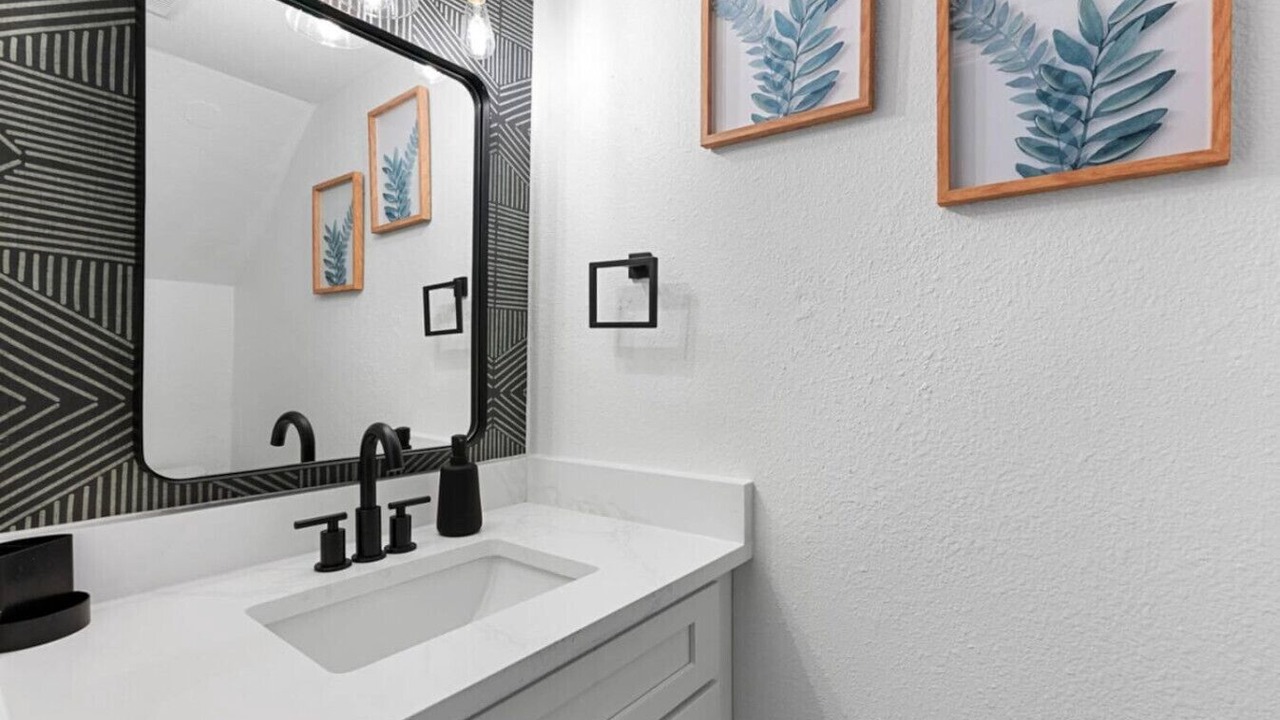 Photo of Bathroom in South Lamar