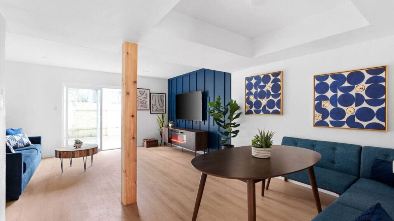 Photo of Livingroom in South Lamar