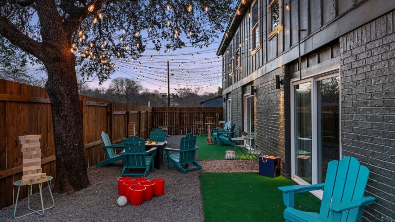 Photo of Outdoor in South Lamar