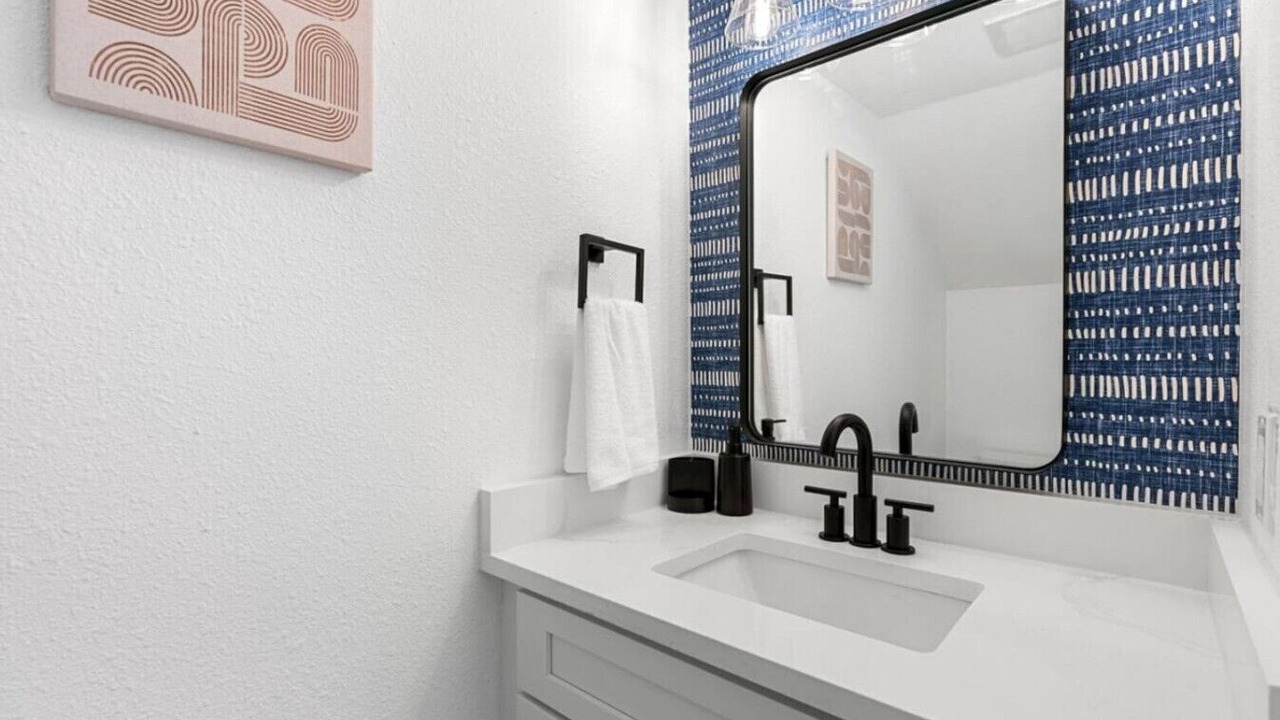 Photo of Bathroom in South Lamar