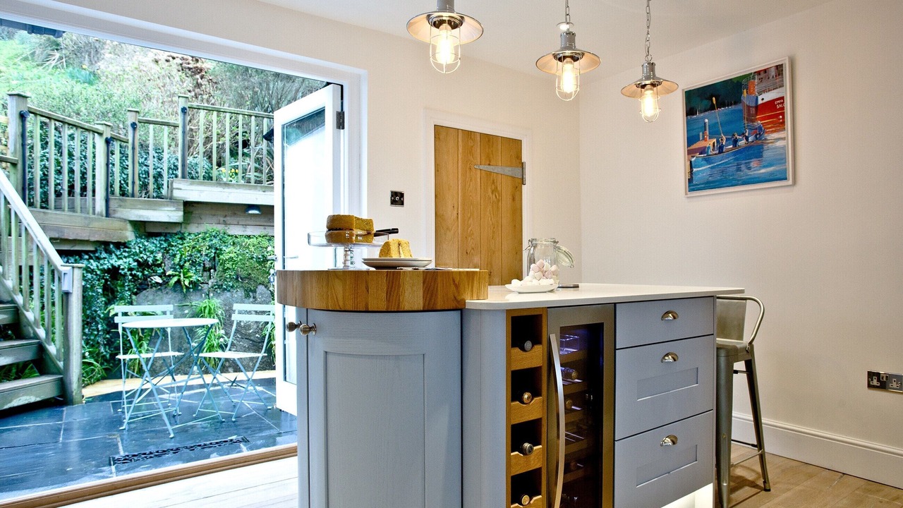 Photo of Others in Torcross