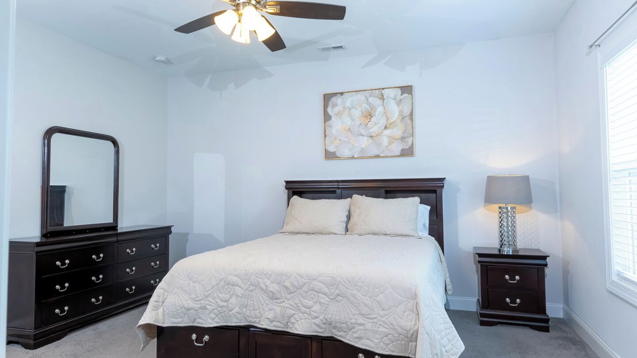 Photo of Bedroom in Lemon Springs