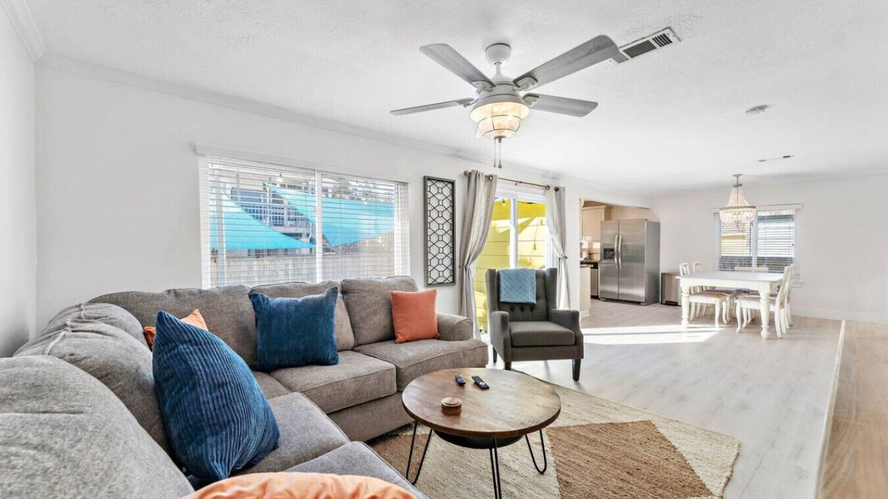 Photo of Bedroom in Clear Lake Shores