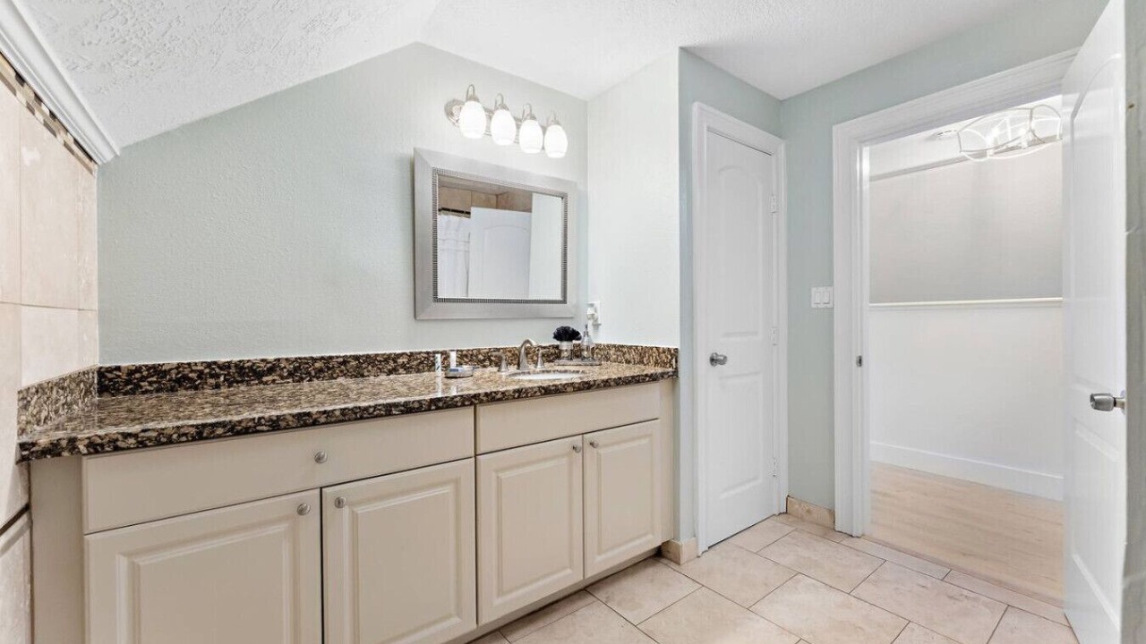 Photo of Bathroom in Clear Lake Shores