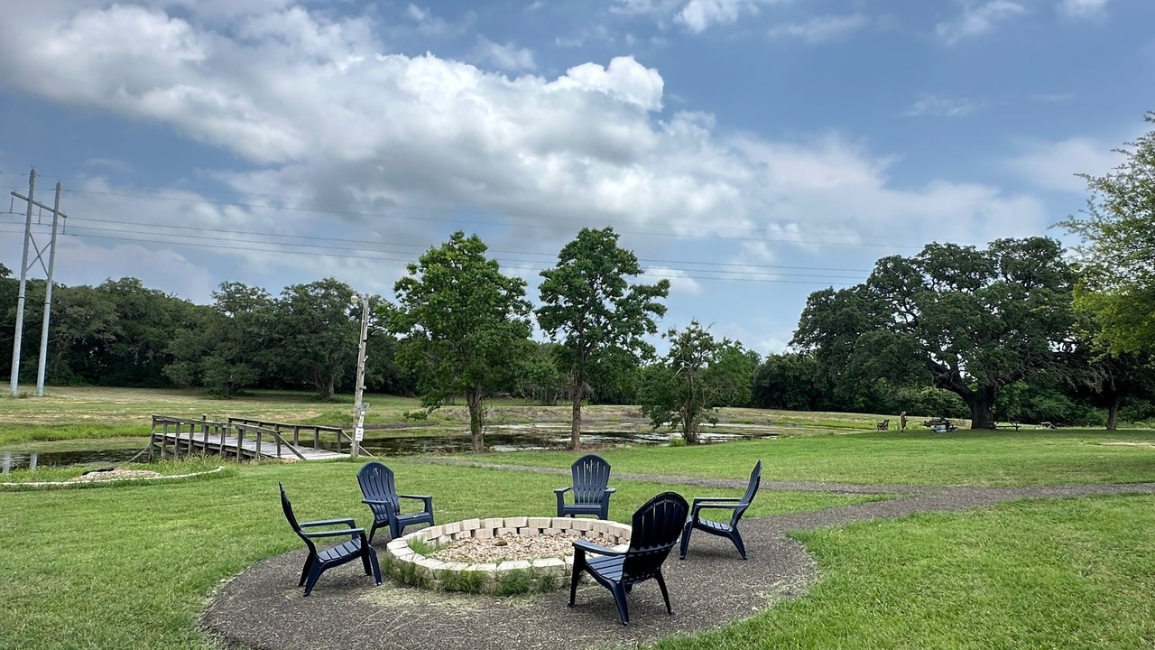 Photo of Outdoor in Flatonia