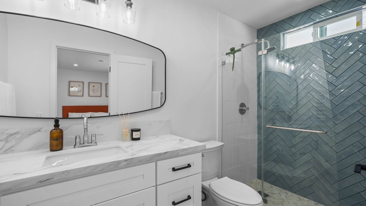 Photo of Bathroom in Oak Park
