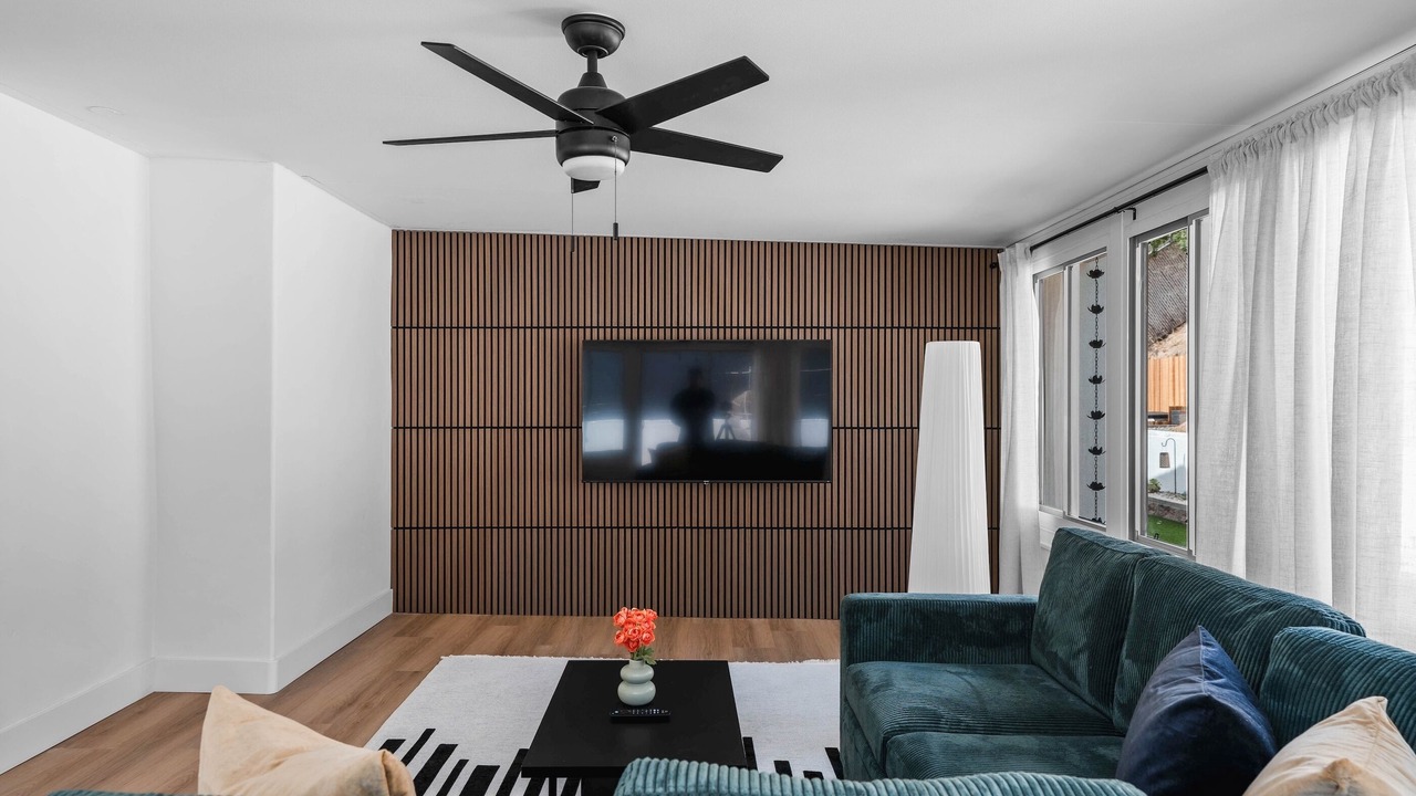Photo of Livingroom in Oak Park