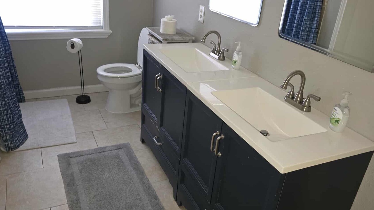 Photo of Bathroom in Liberty