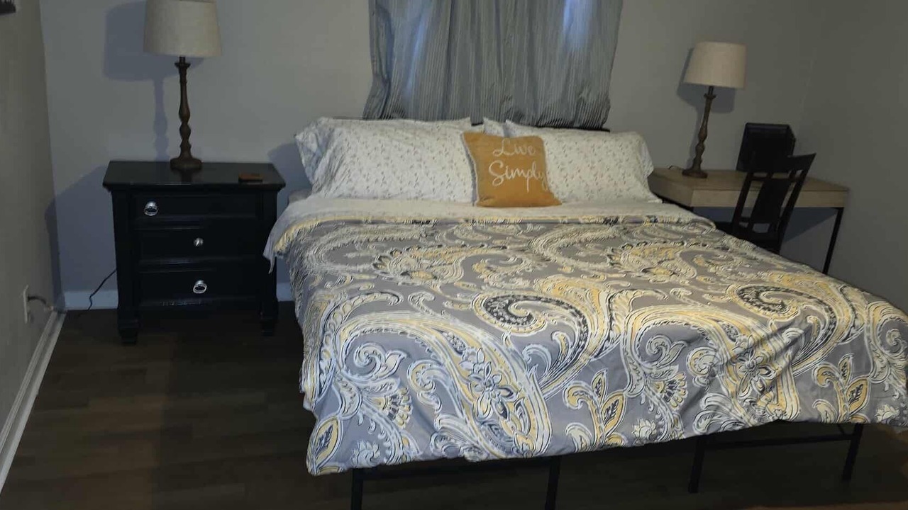 Photo of Bedroom in Liberty