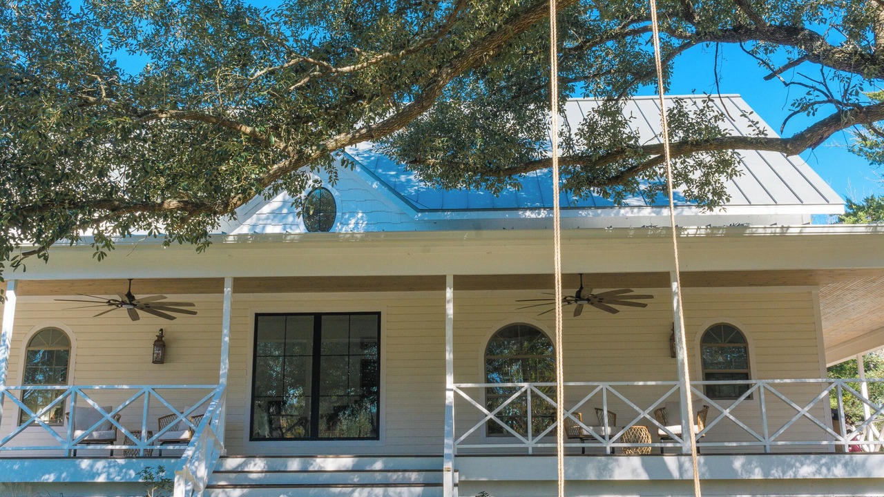 Photo of Patio Balcony in Round Top