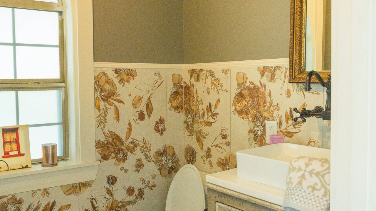 Photo of Bathroom in Round Top