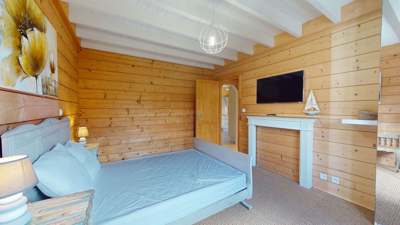 Photo of Bedroom in Saint-Maixent-sur-Vie