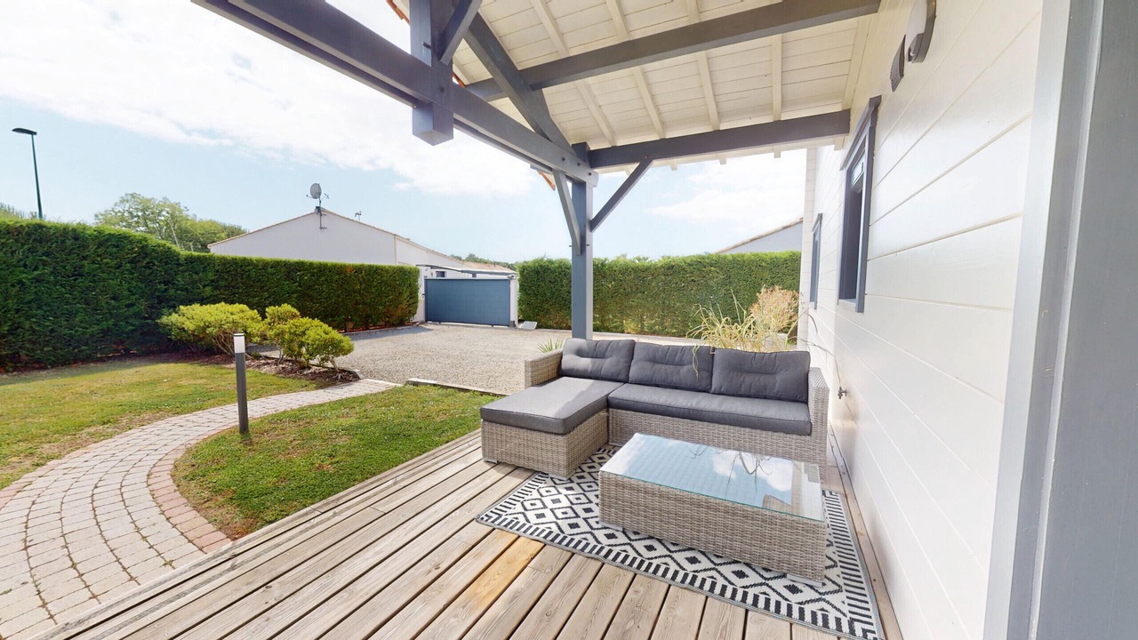 Photo of Patio Balcony in Saint-Maixent-sur-Vie