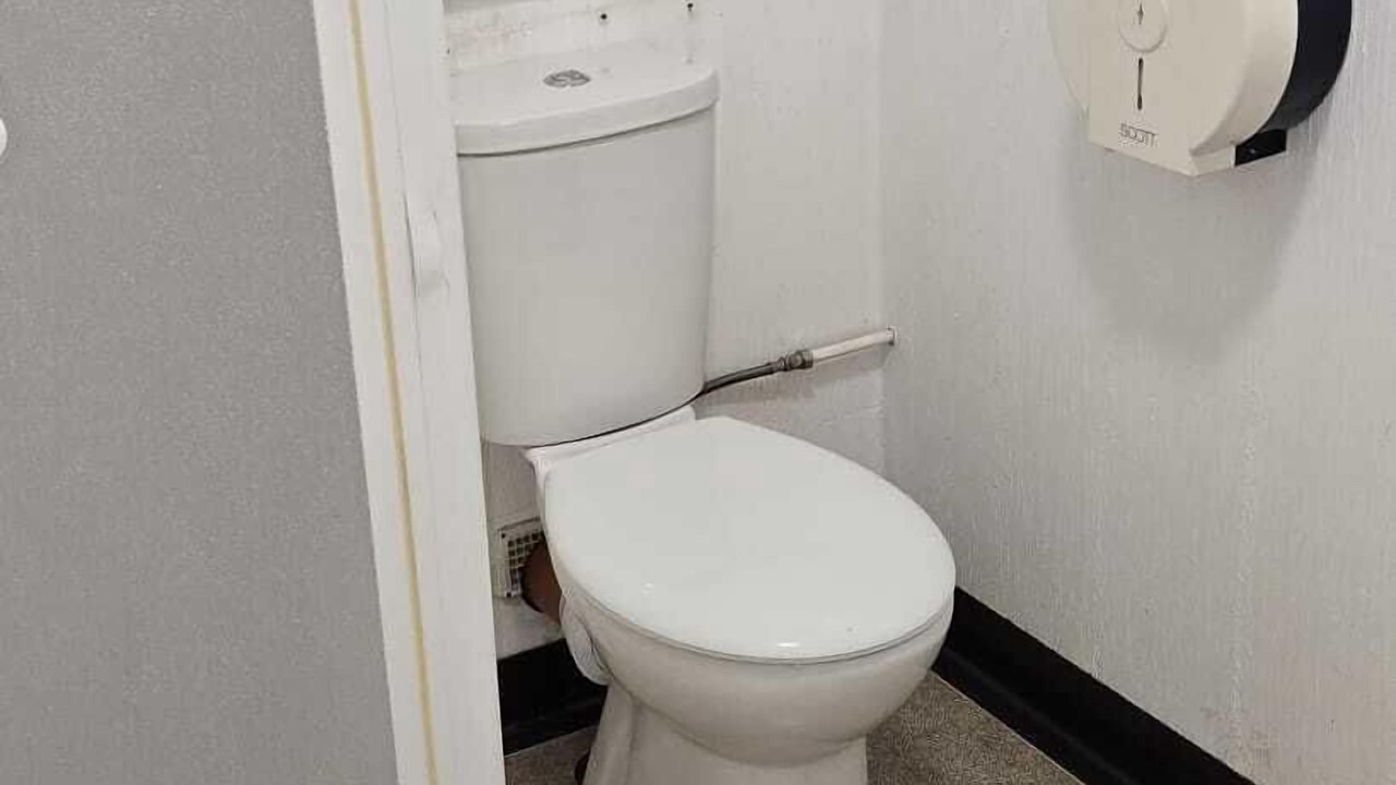 Photo of Bathroom in Durrington