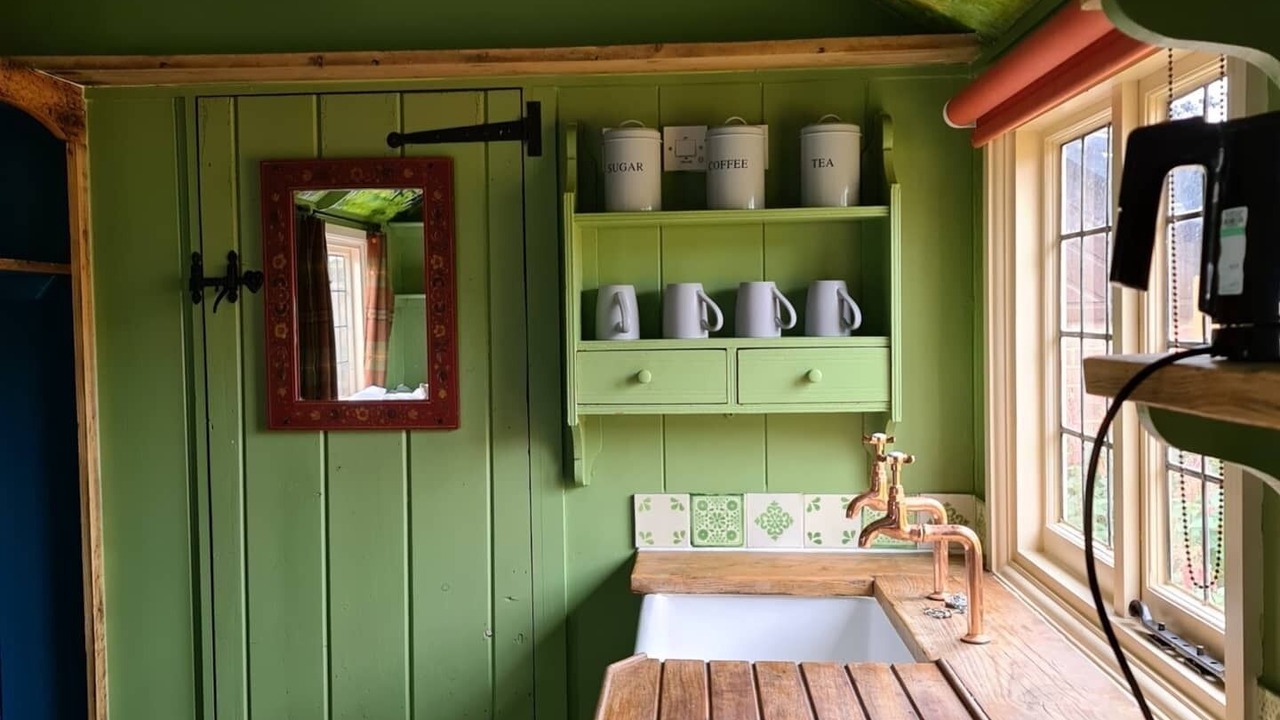 Photo of Others in Durrington