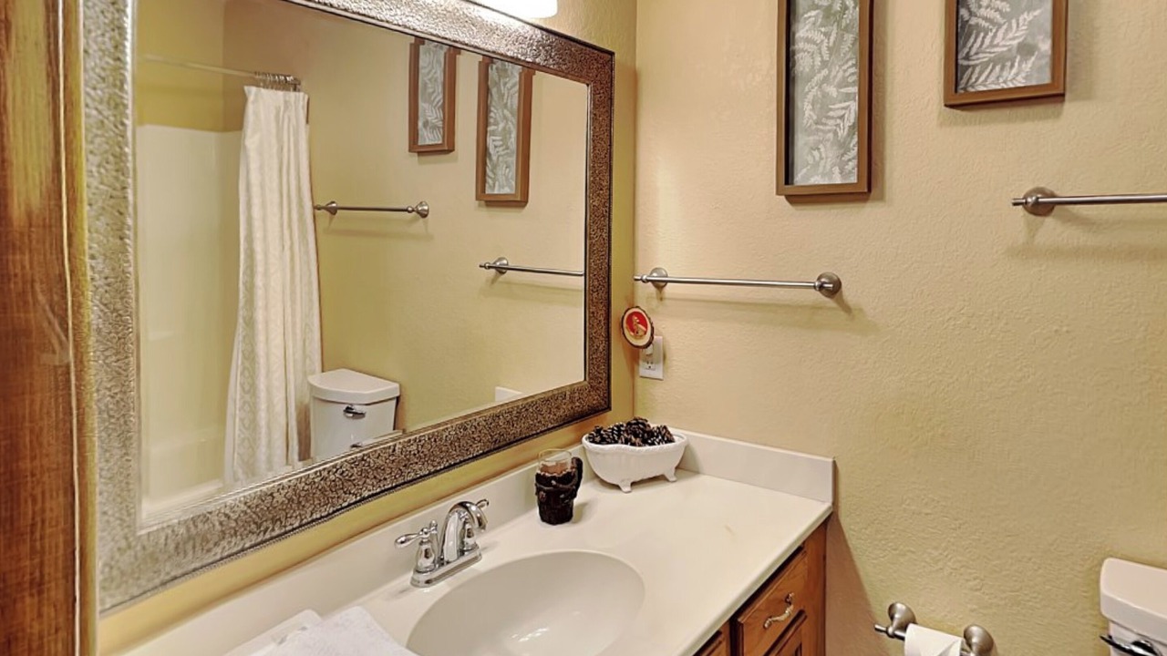 Photo of Bathroom in Ruidoso