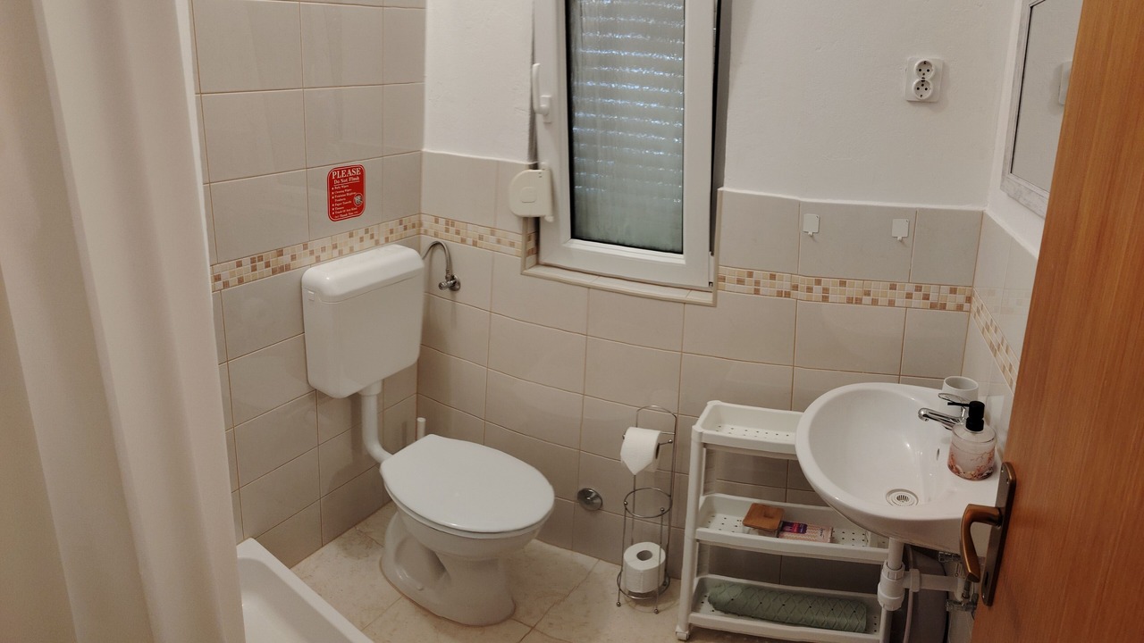 Photo of Bathroom in Molat