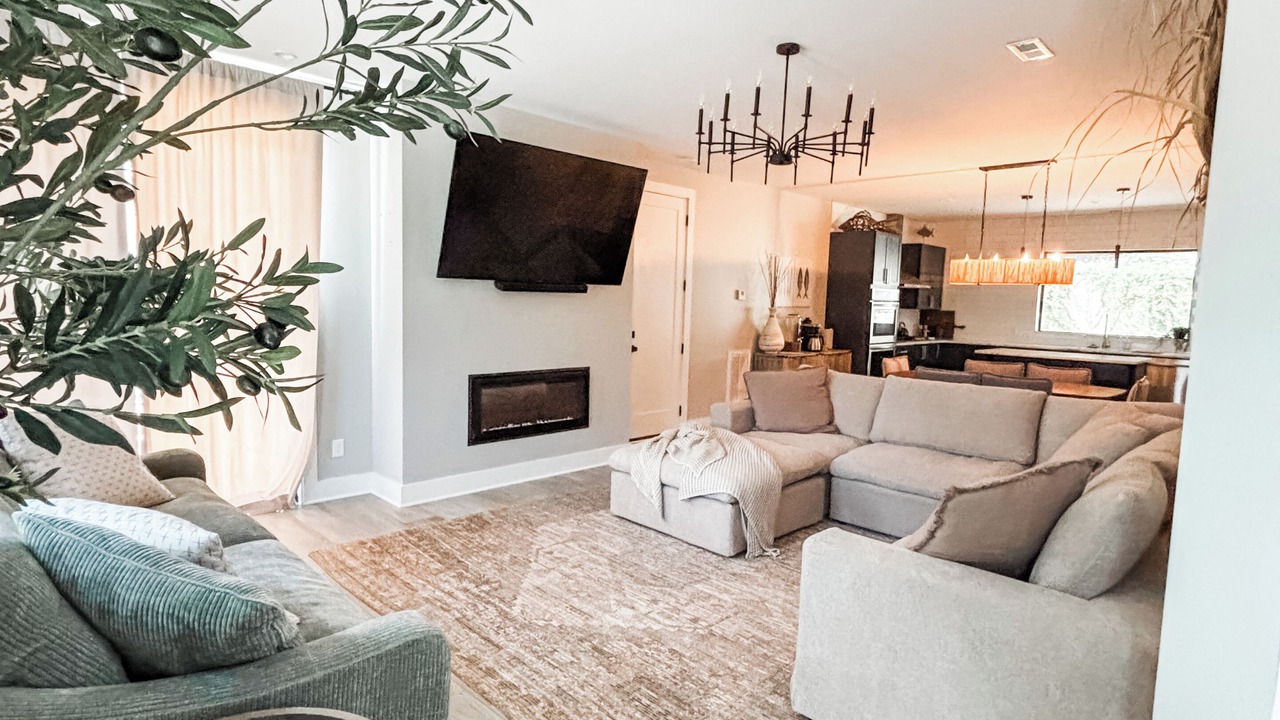 Photo of Livingroom in McMinnville
