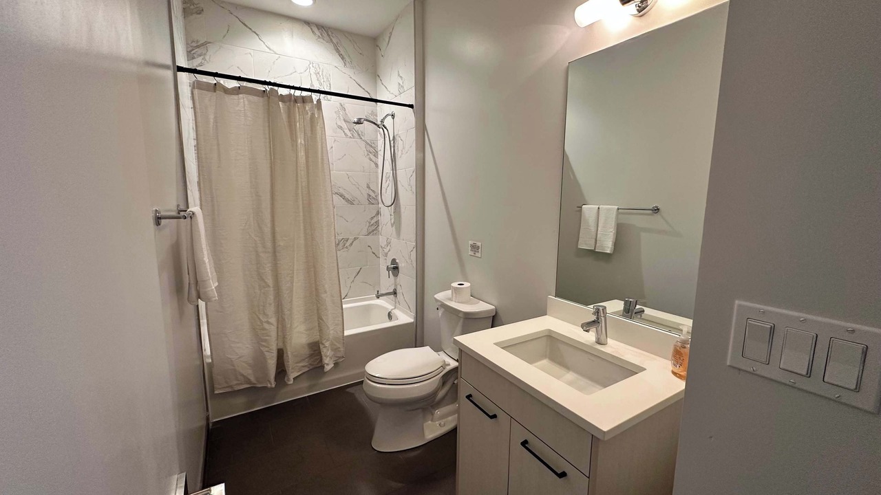 Photo of Bathroom in Ravenswood