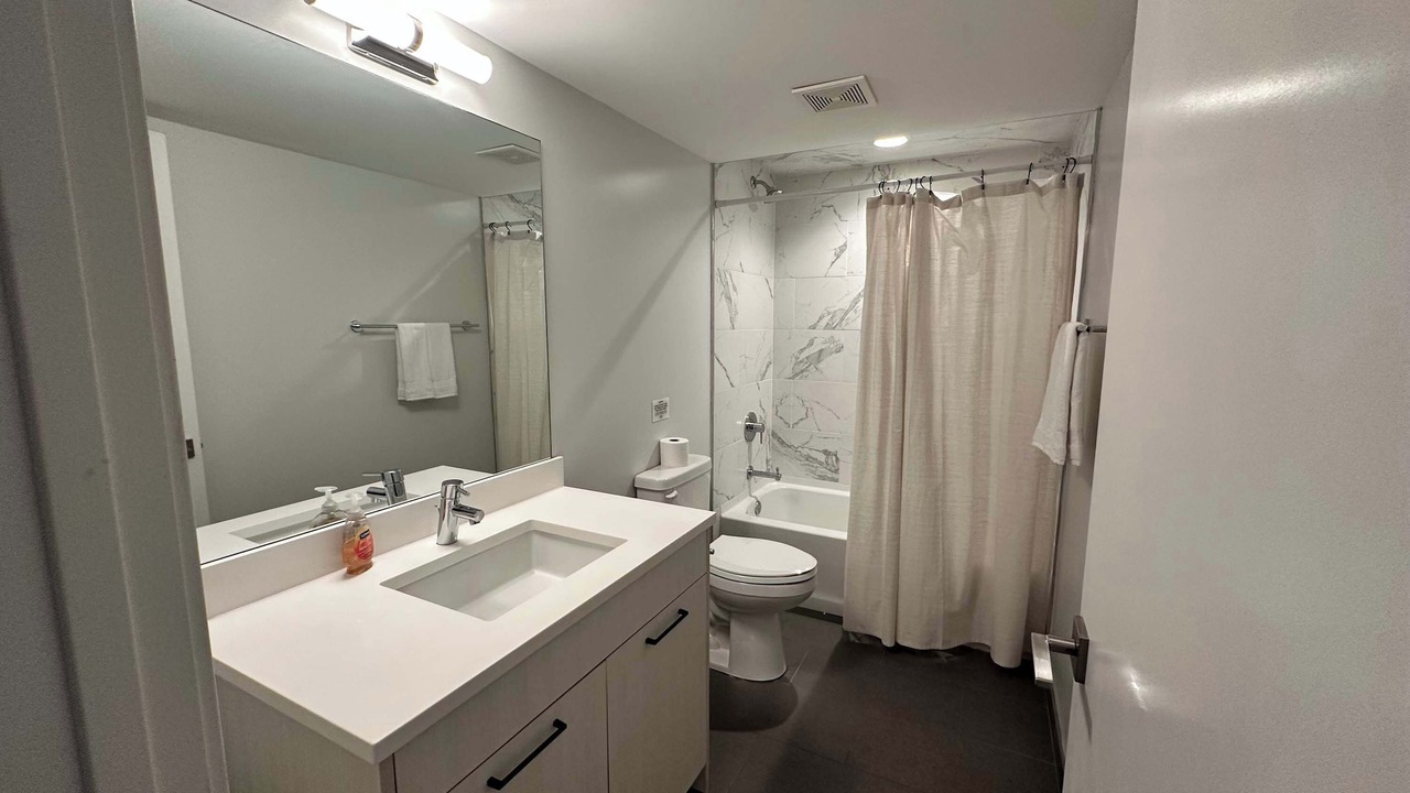 Photo of Bathroom in Ravenswood