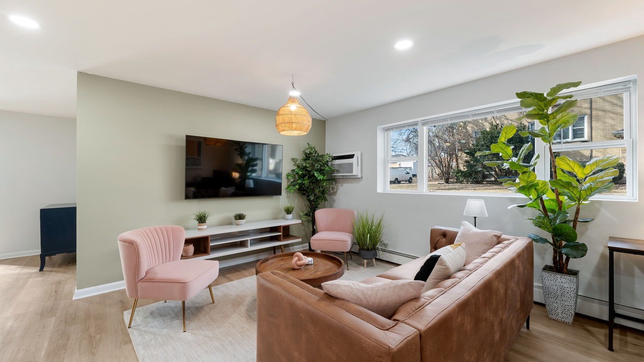 Photo of Livingroom in Lombard