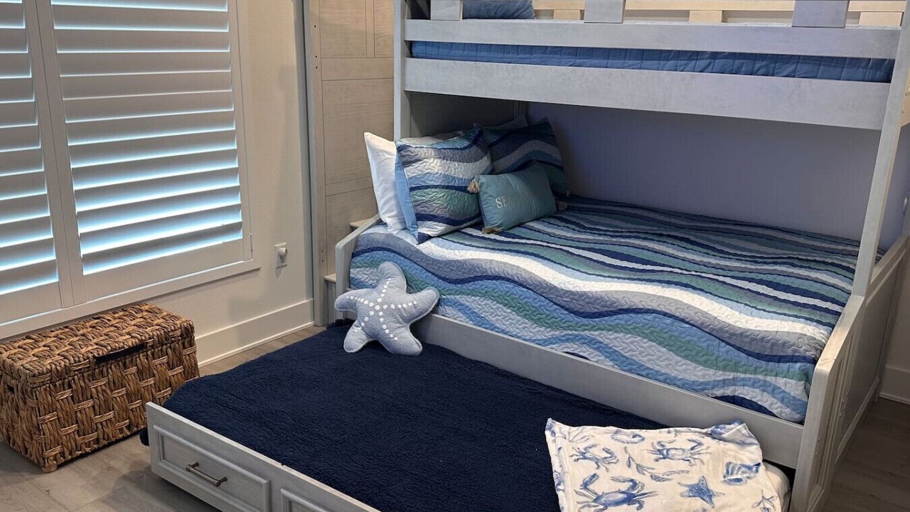 Photo of Bedroom in Madeira Beach