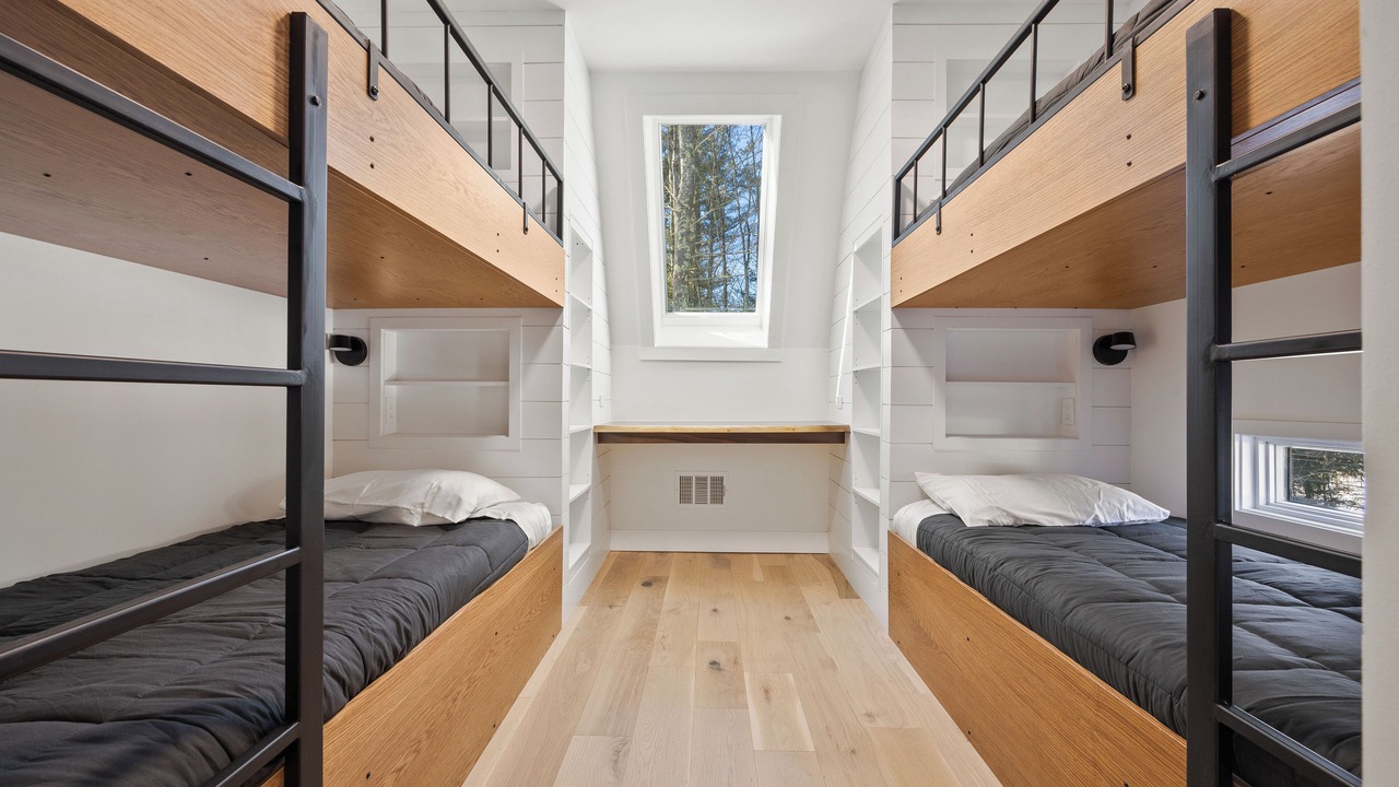 Photo of Bedroom in Windham