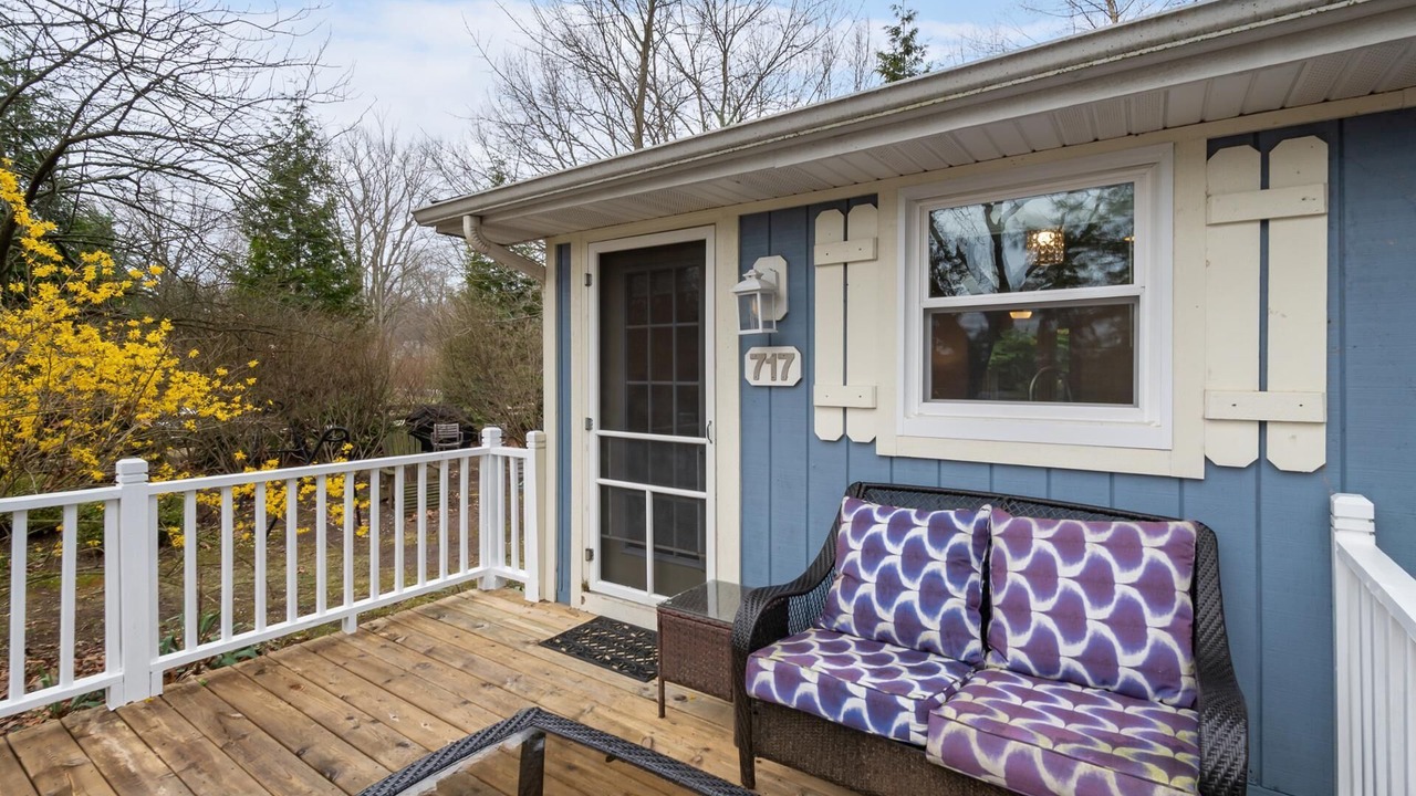 Photo of Patio Balcony in Saugatuck