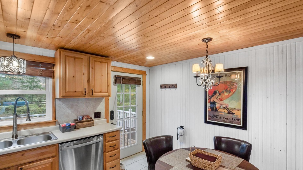 Photo of Kitchen in Saugatuck