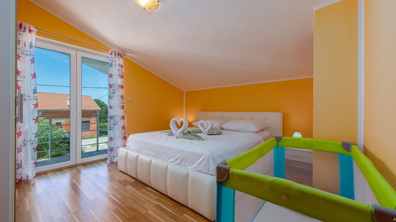 Photo of Bedroom in Pristeg
