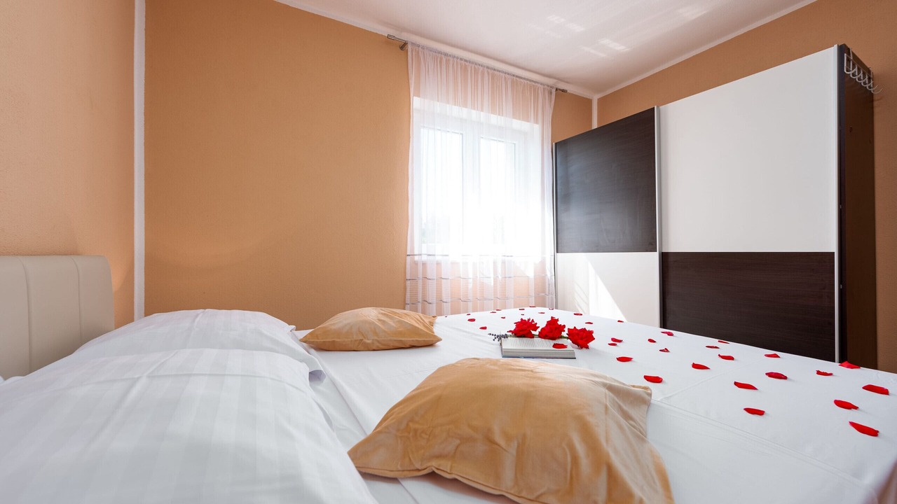 Photo of Bedroom in Pristeg