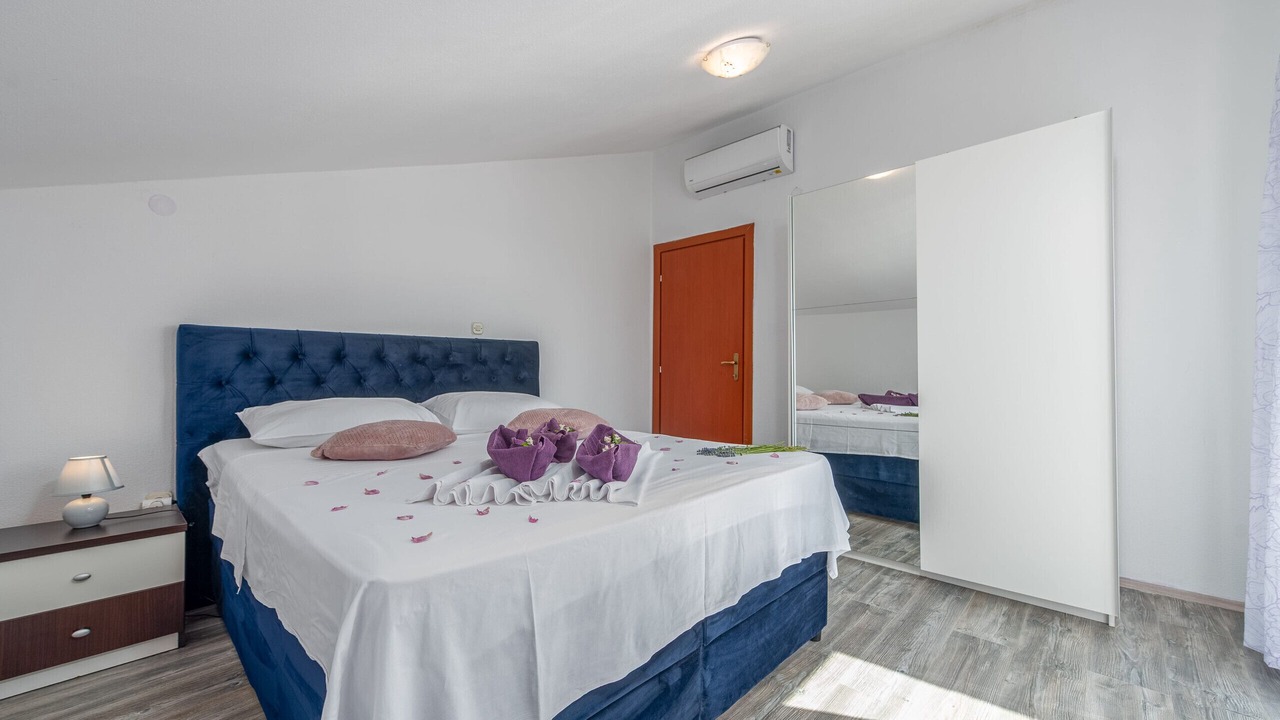 Photo of Bedroom in Pristeg