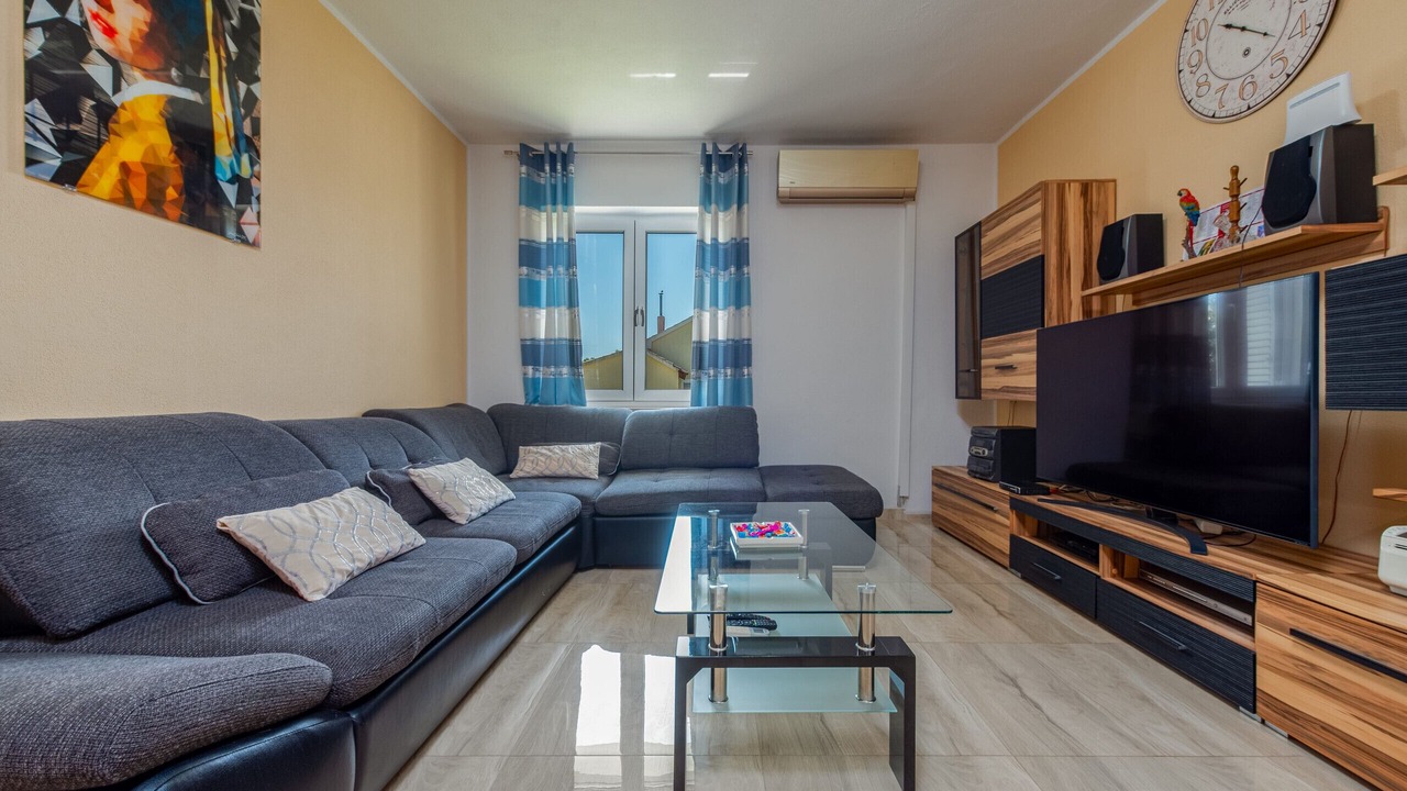 Photo of Livingroom in Pristeg