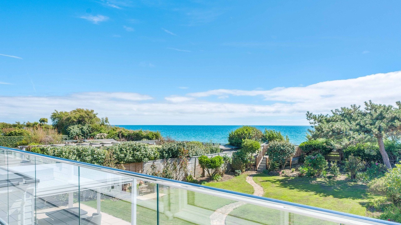 Photo of Patio Balcony in Felpham